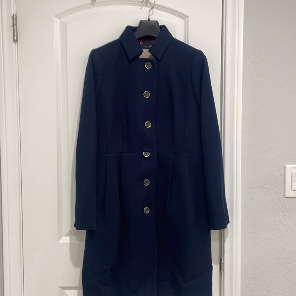 NWT Banana Republic Navy Women’s Coat.  Size medium.